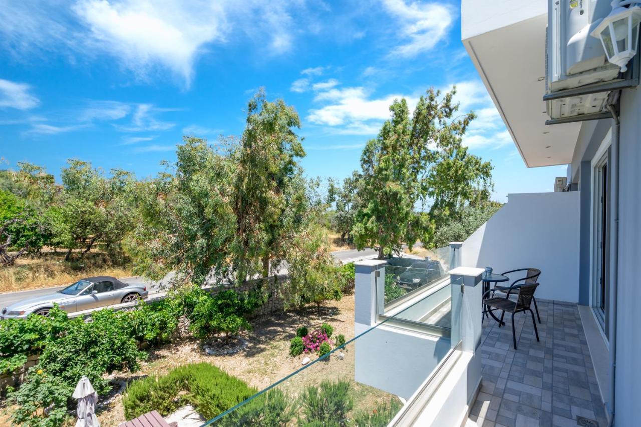 Aristos Garden Apartments Kalithies Екстер'єр фото